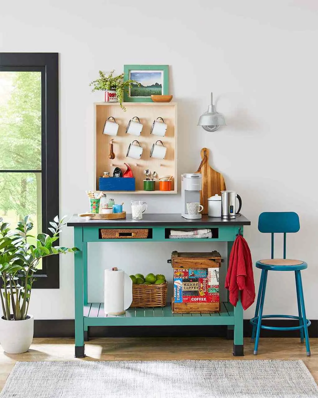 airbnb-ideas-for-more-bookings_coffee-station