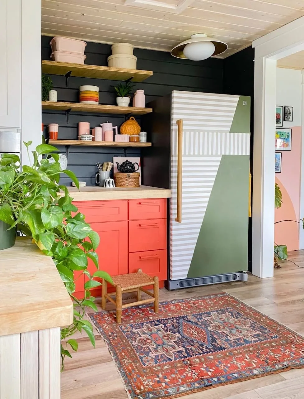 Colorful Eclectic Home Decor & Inspiration For Every Room (With Product Gallery) 16 colorful eclectic home decor colorful fridge