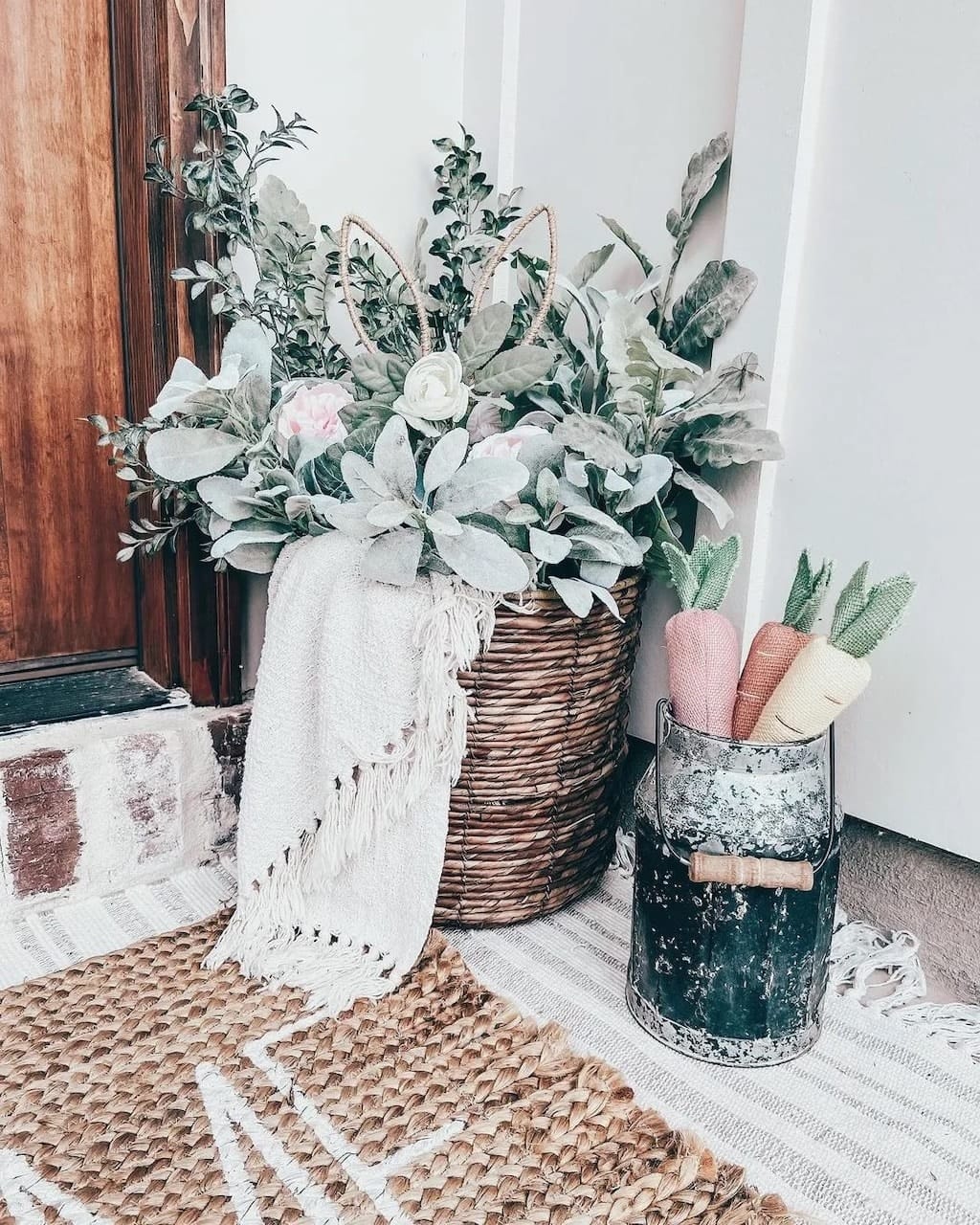 20+ Charming Easter Front Porch Decor Ideas - With Products You'll Love 13 easter front porch decor ideas canister carrots