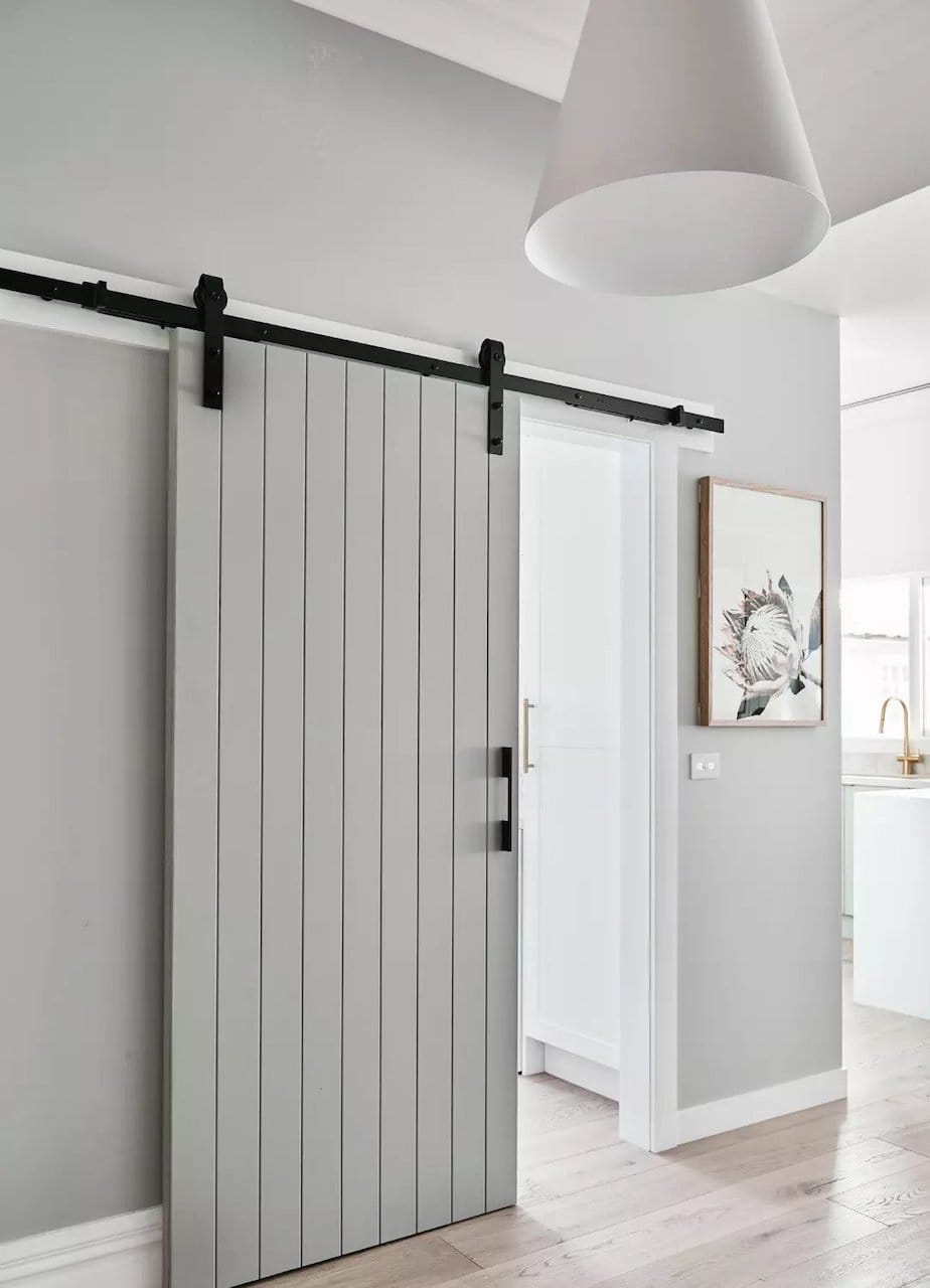 33 Creative Hallway Decor Ideas To Impress Your Visitors and Make a Lasting Impression 39 hallway decor ideas sliding door