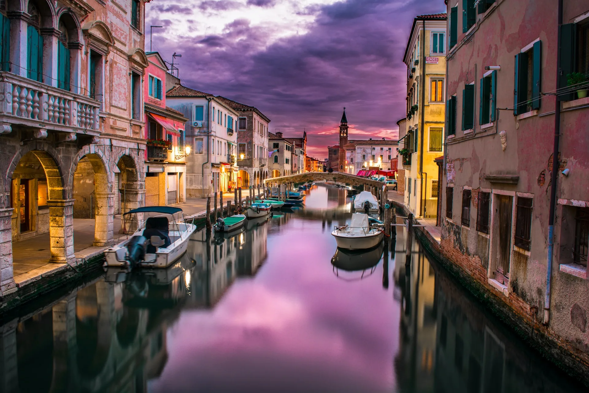 Home 13 Italy Collection Cover