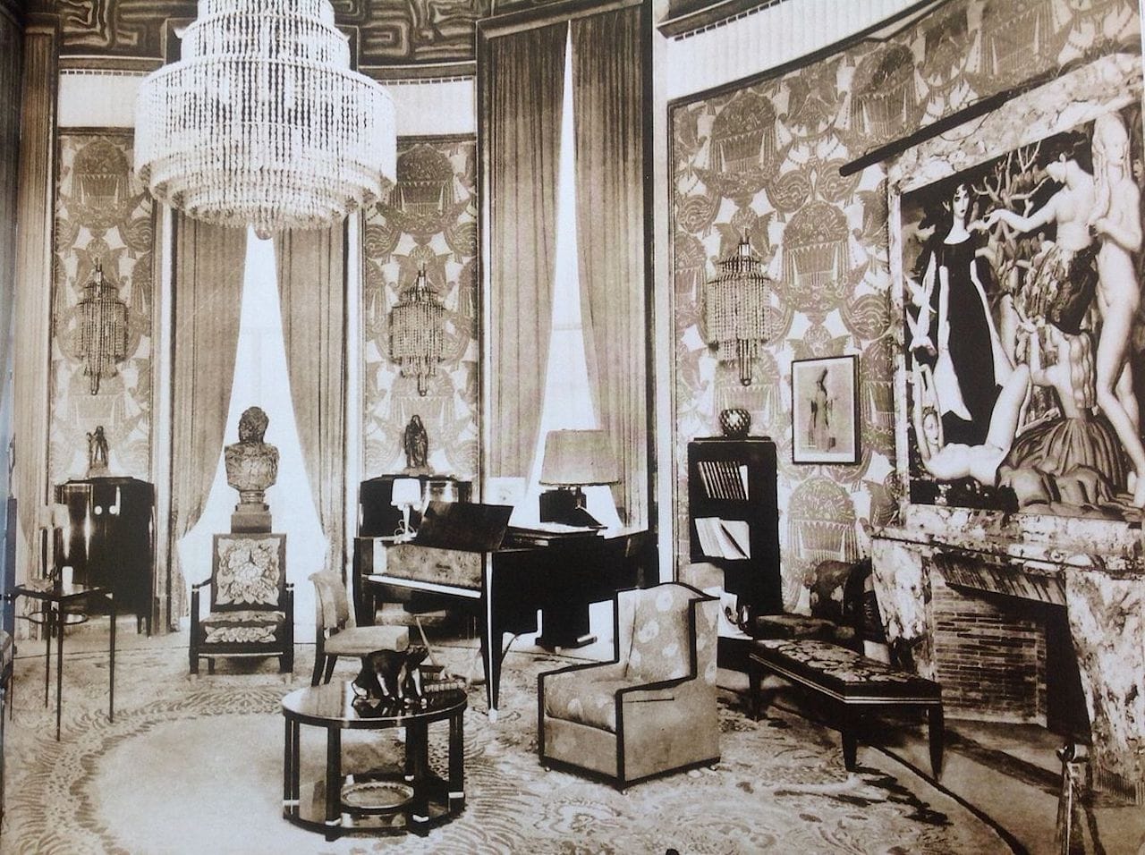 16 Modern Art Deco Bedroom Ideas & Tips: Key Elements, Inspiration, and DIY 2 art deco bedroom ideas inspiration history origins Salon of the Hotel du Collectionneur from the 1925 International Exposition of Decorative Arts