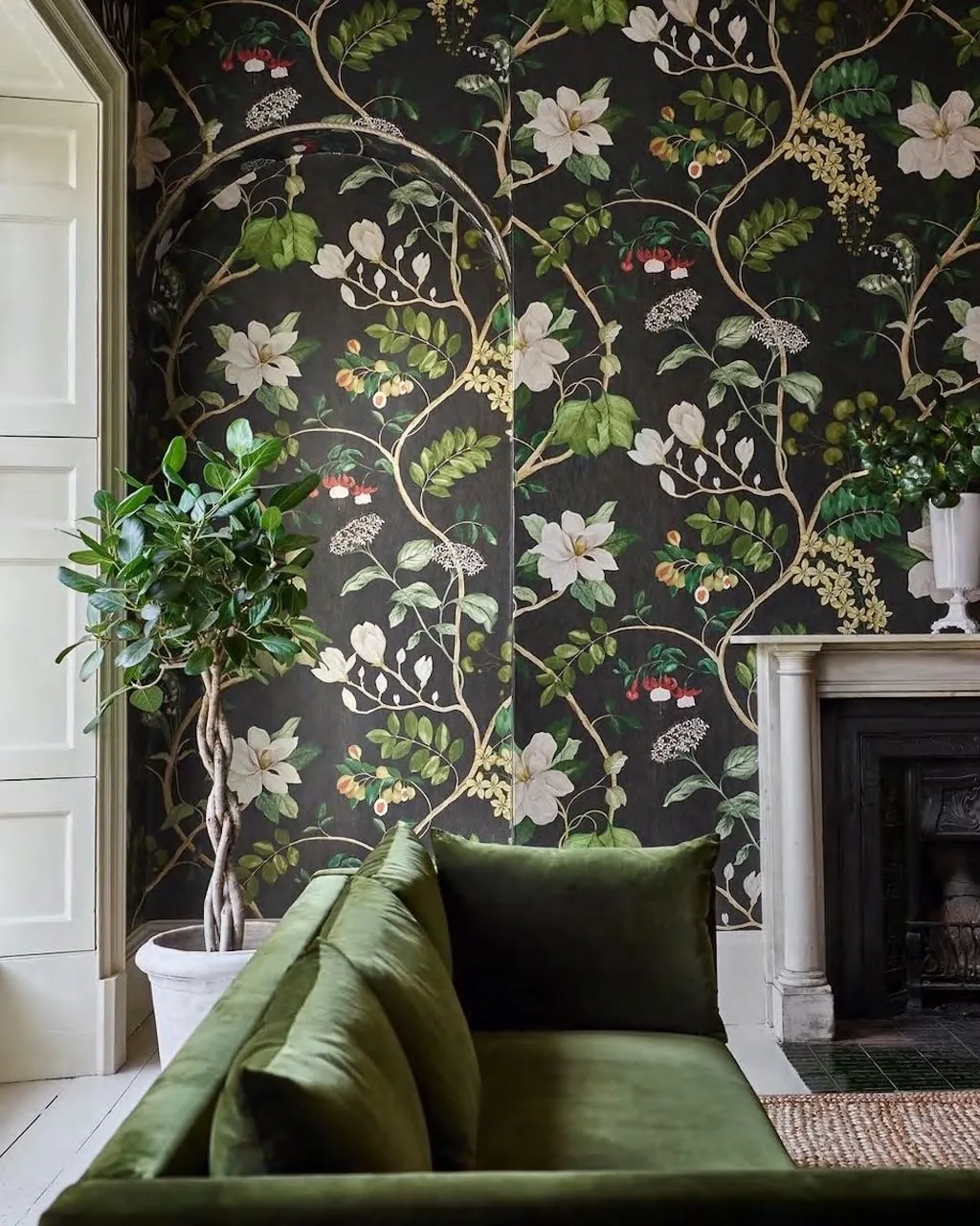 wallpaper accent wall trends dark moody florals living room