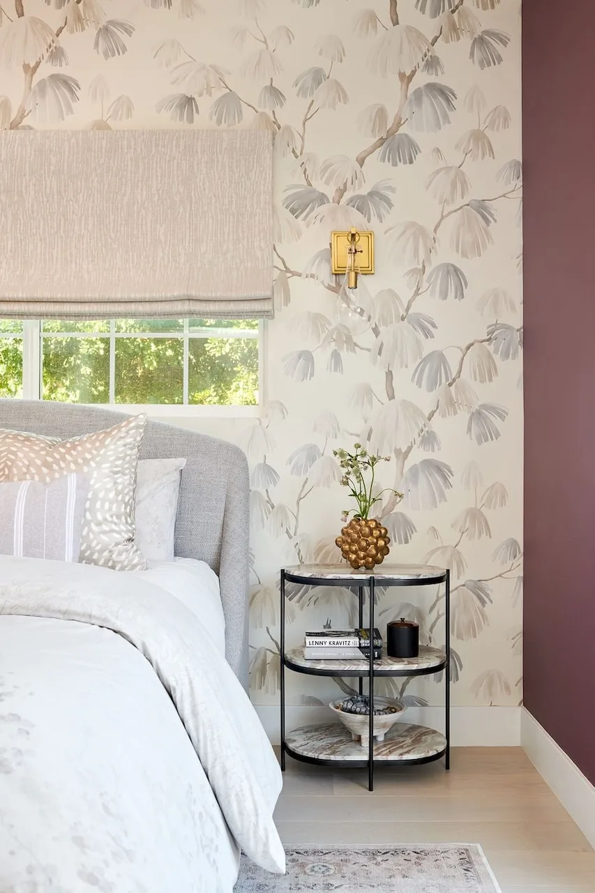 wallpaper accent wall trends subtle florals natural colors