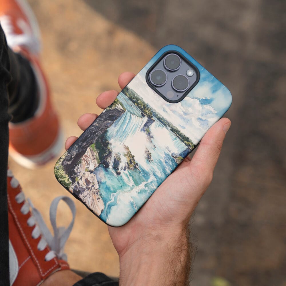 06 - Niagara Falls Phone Case - Male Hand.jpg 06 - Niagara Falls Phone Case - Male Hand.jpg