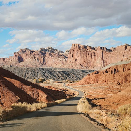 Discover the red rock landscapes and stunning views of Capitol Reef National Park in Utah.